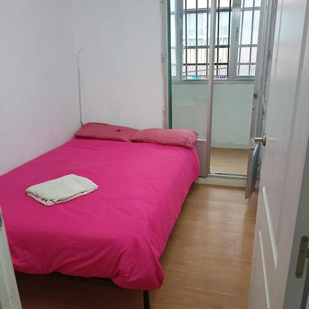 Apartamento 3 Dormitorios En Sanchez Preciados Madrid Esterno foto